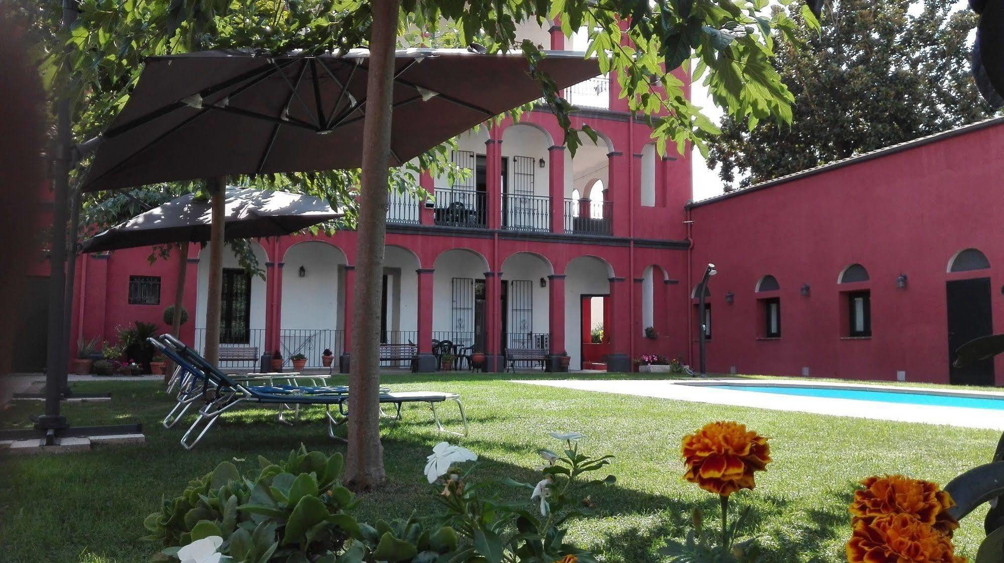Aparthotel Can Gallart Santa Coloma De Farners Exterior photo